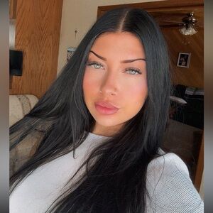 Meet your Posher, Isabelle